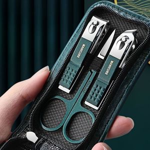 6-delige Roestvrijstalen Nagelknipper Set met Oor Spatel, Alcoholvrije Nagelverzorging Gereedschappen, Inclusief Draagbare Koffer