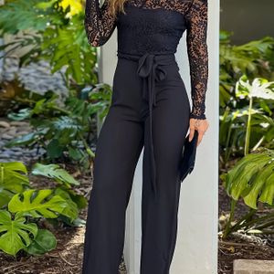 Vrouwelijke Off-Shoulder Lace Detail Knit Jumpsuit, Casual Solid Color Polyester Spandex , Alle-Seizoenenmode, Contrasterend Lace Zijdetail, Volwassen