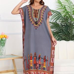 Bohemia Maxi jurk voor vrouwen - levendige stamafdruk, losse pasvorm, korte mouwen, ronde hals, lichtgewicht polyester, ideaal voor zomerreizen en stranduitstapjes, strandjurk