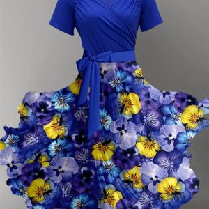 Elegante jurk met bloemenprint voor dames - V-hals polyester tricotmateriaal met zwaaiende rok, 95% polyester 5% elastane, alledaagse jurk voor volwassenen