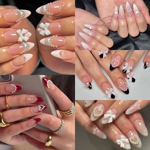 120 stuks Franse stijl volledig bedekte plaknagels set met amandelvorm medium lengte - Zwart & Wit , hart & strik nagelkunst tips voor vrouwen, bruiloft, feest, prom nagelkit (compleet set)
