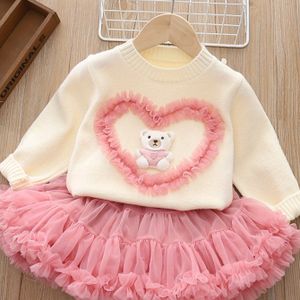 Nieuwe Lente 2025 Twee-Delige Set Voor Meisjes, Met Een Pluizige Jurk En Een Gebreid Topje Voor Baby Meisjes.