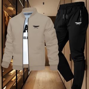 Vleugels en Letterprint, Casual Tweedelige Set met Ronde Halsjas en Broek voor Lente/Herfst, Trendy Outfit voor Dagelijkse Sport en Reizen