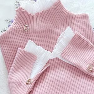 Elegante roze gebreide trui met kant - Comfortabele trui met kabelstrijkgaren en ribbels, halfhoge hals voor herfst en winter, losse pasvorm