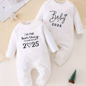 2026 Baby Romper, Vier Seizoenen Romper met "Baby 2026" & "Baby 2025" Letterprint, 2-Delige Unisex Baby Romper Set