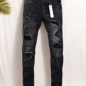 Distressed Zwarte Denim Jeans met Geometrische Scheuren - Casual Regular Fit, Gewassen Look, Geometrisch , Comfortabele Stof, Alledaagse Jeans | Distressed Denim | Comfortabele Pasvorm