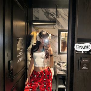 Sanrio voor for hello kitty Kerst Edition Rode Flanellen Broeken | Dikke Warme Thuisbroeken | Feestelijke Kleding voor de Vakantie | Oogverblindend Kerstcadeau, Beste voor Kerstmis