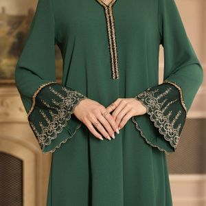 Vrouwen Elegante V-hals Kant Mouw Losse Pasvorm Jurk met Gouden Riemaccenten - 100% Polyester, Wasbaar in de Machine, Geschikt voor Alle Seizoenen van Casual tot Formeel