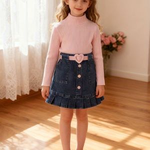 Schattige gekleurde top met kraag en meerdere knopen | Geplooide rok met hartjesriem, knielengte, lange mouwen, herfst/winter collectie.