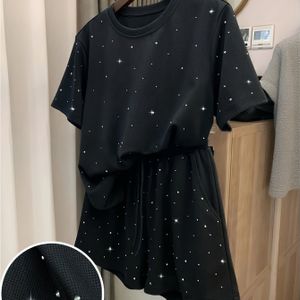 2 stuks Dames Ronde Hals Los Comfortabel Korte Mouw Strass Top en Veelzijdige Losse Shorts Mode Set
