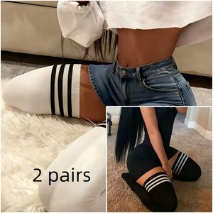 1 Paar/2 Paar Herfst en Winter Lange Warme Sokken, Zwart & Wit Kniehoge Sokken, Gestreepte -Baars Kniehoge Sokken. Geschikt voor Buitenshuis