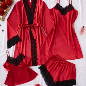 Ramadan Rode Elegante Nepzijden Pyjamaset met Contrasterende Kantafwerking, Korte Mouwloze Zoom Shorts, Lange Mouwen Badjas en Lange Pyjama Set