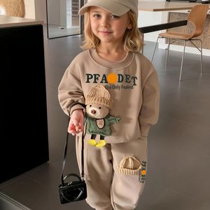 Meisjes ronde hals lange mouwen broekenset voor lente en herfst, met schattige teddybeer decoratie, zacht en comfortabel, geschikt voor diverse buitenactiviteiten, ideaal voor outdoor