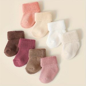 4/8 Paar Dikke Warme Pasgeboren Baby Sokken voor Jongens en Meisjes, Herfst/Winter Terry Stoffen Snoepkleurige Korte