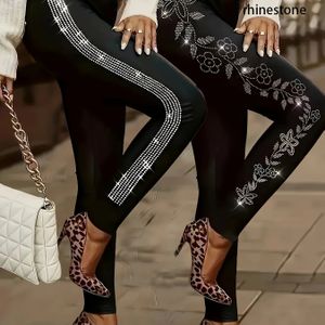 Vrouwen plus-size tweedelige set, versierd met imitatie diamantdetails, elastisch polyester, elegant gestreept , geschikt voor alle seizoenen, stof, modieuze casual kleding