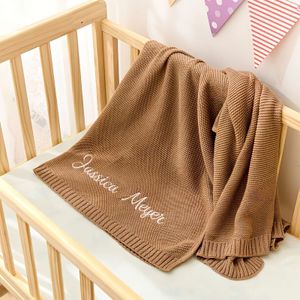 Gepersonaliseerde Babydeken - Zachte Gebreide Deken met Naam, Cadeau voor Babyshower of Nieuwgeboren Baby, Aandenkenshulst