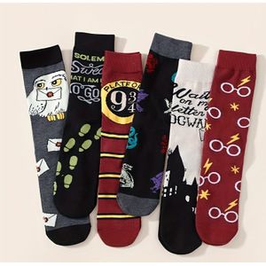 6 paar co-branded Harry Potter serie sokken | Met Hedwig de Uil, Platform 9¾, Hogwarts | Halfhoge, Stof, Cartoon applicatie ontwerp