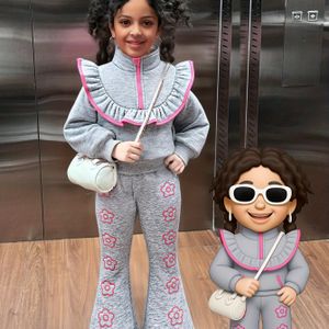 Meisjes Lange Broek Set, Herfst/Winter Mode Casual Stijl Kleur Sweatshirt + Modieuze Vrijetijdspantalon Tweetalig Outfitsetje – Ideaal voor Buitenshuise Activiteiten