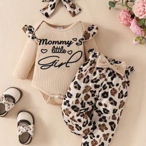 Set met lange mouwen en lange broek met een hoofddoekset, voor buiten