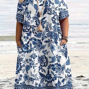 Plus Size - Dames Plus Size Maxi Jurk met Bloemenprint - Blauw en Wit, Korte Mouw, Ronde Hals, Casual Vakantiestijl met Zakken, Wear, Casual Zomerjurk | Bloemenprint Jurk | Medium Stretch Stof