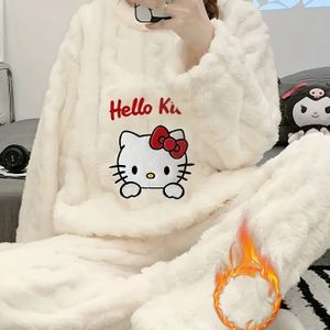 Nieuwe Herfst- en Winterpyjama's voor Tieners met Schattig for hello kitty Geborduurd Ontwerp, Lange Mouwen, Warme Fleece, Zacht en Comfortabel voor Thuisdragen
