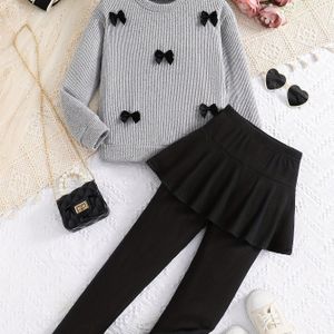 Meisjes Mode Casual Herfst/Winter Vlinder Festival Decor Lange Mouw Stof Ronde Hals Top met Nep Tweedelige Rok & Shorts 2-delige Set, Herfst Winter Cadeau, Perfect voor Buiten