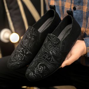Heren Instap Paisley Slippers - Comfortabel Bovenwerk & Rubber voor Alle Seizoenen, Groene/Zwarte Gele Witte Huisschoeisel Voor Indoors en Outdoors Gebruik