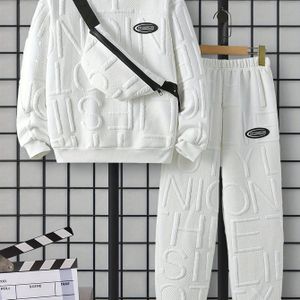 Jongens 3-delige set, Textured Letter Pullover, Elastische taille joggers, Casual crossbody tas - Lente/herfst outfit voor jongens, ideaal voor dagelijks en buitenkleding