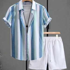Herenset met gestreept korte mouwen overhemd en sportshorts met trekkoord in Hawaiiaanse stijl voor zomerse sportvakanties