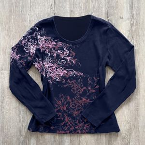 Y2K-geïnspireerde bloemenprint lange mouw T-shirt voor dames - Stretchy, fit, ronde hals, zwart met roze en rode bloemen, casual zomer top, dames T-shirts