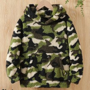 Jongens Camouflage Pluche Capuchonjas - Warme Lange Mouwen Winterjas met Zakken, Zachte Fleece-gevoerde Buitenmode voor Herfst & Winter, Knusse Kinderkleding Cadeau, Fleecelining Binnenkant