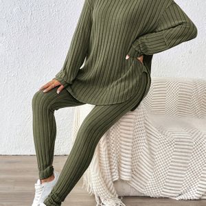 Herfst- en Winter Dames Pyjama Set in Kleur, Comfortabele Gestreepte Fleece met Ribbels - Lange Mouwen Capuchon Top met Zijspit - Elastische Taille Broek - Geschikt voor Thuis en Buiten Casual