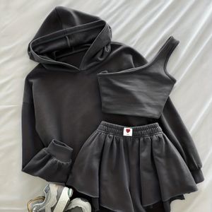 Dames 3-delige set: kleur capuchon crop sweatshirt, off-shoulder vest en designer crop romper PB-1094