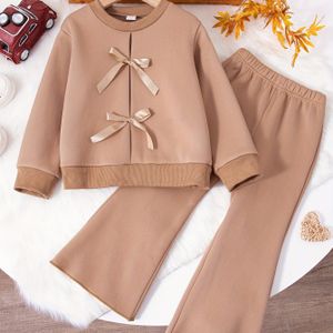 Meisjes Herfst en Winter Nieuwe Fluweel Ronde Hals Strik Trui Fluweel Micro-Uitlopende Broek Tweedelige Set, voor Buiten