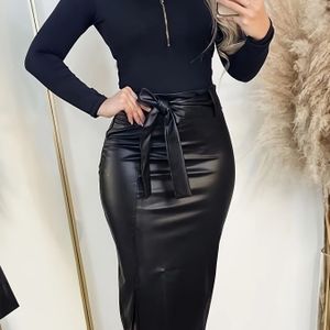Stijlvolle Rode Midi-Rok met Striktail en Zijsplit - Dames Hoge Taille Bodycon Rok voor Lente/Zomer/Herfst