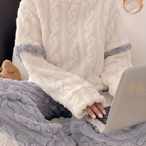 Winterse Warme en Knusse Fleece Pyjamaset, Schattige Casual Dames Thuisoutfit