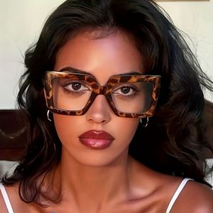 1 Stuk Vierkant Groot Montuur Transparante Lenzen Bril voor Dames, Modieuze Luipaardprint Volle Rand Ontwerp