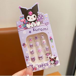 12 stuks Schattige Cartoon Thema Plaknagels - Korte Vierkante Snoepkleurige Kawaii Kitty/Kuromi/Melody/Cinnamoroll Nepnagels met Levendige 3D Dierenontwerpen