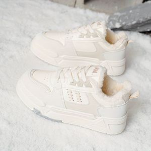 Dames Winter Warme Fleece-gevoerde Sneakers, Lage Top Lace-Up Sportschoenen, Ronde Teen, , Kunstmatige Polyurethaan Bovenkant, Stoffen Binnenkant, Rubberen , Stoffen Binnenzool - Koreaanse Stijl