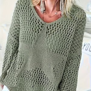 Women's V-neck Knit Pullover Sweater - Solid Color, Fashion, Cable Knit Detail, Soft Fabric