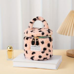 New Winter Pluche Luipaardprint Ronde Tote Cosmetica Tas Capaciteit Make-up Organisator Reistoilettas