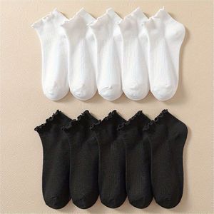 10 Paar Zwart-Witte Ruffle Sokken, Casual Kleding,Alledaagse Sokken,Klassiek Ontwerp,Trendy Sokken,Lichtgewicht Sokken,Duurzame Sokken,Basis Sokken,Enkelsokken,Sokkenverzamelaars,Mode Liefhebbers
