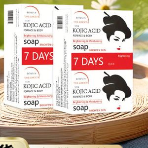 4-Pack Handgemaakte Shea Boter Zeepstaaf met Essentiële Oliën, Diep Reinigende & Hydraterende Gezichts- en Badzeep voor Alle Lichte Beige Tinten, Zonder Formaldehyde, Kamille Verrijkt