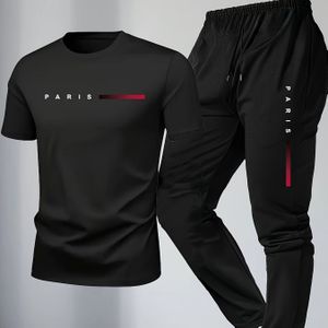 Heren Loungepak met Korte Mouwen en Lange Broek met Letterprint