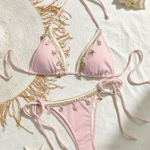 Dames Roze Halter Bikini Top met Lace-Up Detail en Schelp Versieringen - Stijlvol Strandkleding Badpak Set, Strandkleding|Lace Up Detail|Stretchy Stof
