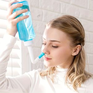 Lekvrije Neusreinigingsfles | Plastic Container voor Volwassenen met Mondstuk, Ideaal voor Thuisgebruik, Geen Elektriciteit Nodig.