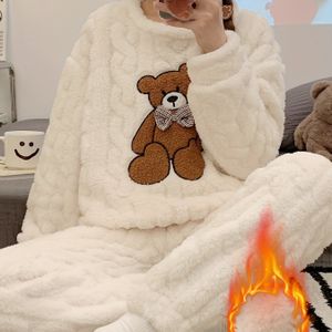 New Herfst- en Winter Dikke Warme Pyjama Set met Jacquard Fluweel Lange Mouwen Beer Top en Flanellen Broek voor