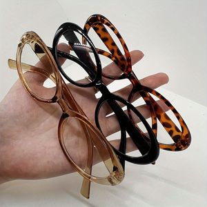 3 stuks 2024 Mode Minimalistische Damesbrillen Ultralicht Ovale Montuur Retro Coole Brillen Platte Lenzen