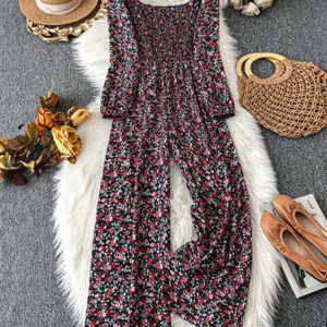 Vrouwen Elegante Jumpsuit met Kleine Bloemenprint - Vierkante Hals en Geplooide Details, Slim Fit, Machinewasbaar voor Lente/Herfst Casual & Formele Outfit, Verfijnde Stijl