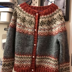 Elegante damescardigan jas | Zachte kleurblokken met parel knoopjes, jacquard, groen , modieus en comfortabel, vintage commuter stijl, ideaal cadeau -